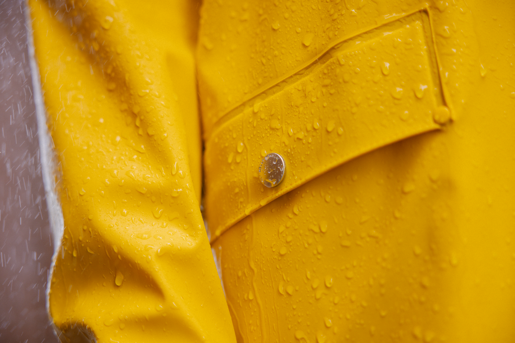 W MOSS RAIN COAT, Essential Yellow
